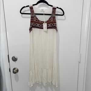 Embroidered Cream Tunic Top Boho Blouse Size Medium